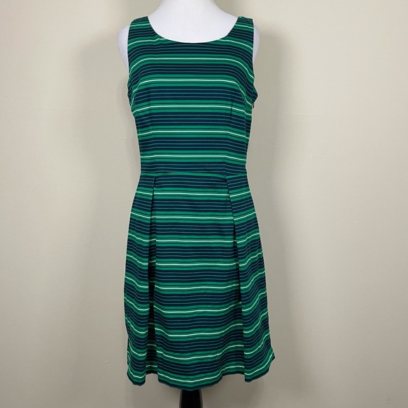tommy hilfiger green striped dress Tommy Hilfiger Size 16 Navy/Green/White Stripe Pre-Owned Ladies Dress